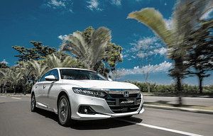 Imagem ilustrativa da notícia: Honda Accord e:HEV chega às revendas por R$ 300mil