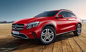 Imagem ilustrativa da notícia: Mercedes-Benz liderou vendas premium em 2017