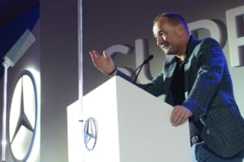 Imagem ilustrativa da notícia: Mercedes-Benz premia quinze fornecedores