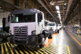 Imagem ilustrativa da notícia: Mercado interno sustenta produção de caminhões