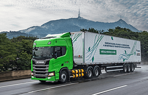Imagem ilustrativa da notícia: TransMaroni tem maior frota de caminhão a gás Scania do Brasil