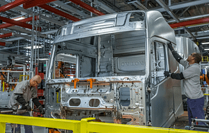 Imagem ilustrativa da notícia: Volvo reduz produção em Curitiba por falta de componentes