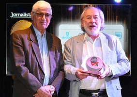 Imagem ilustrativa da notícia: AutoData é homenageada por Jornalistas&Cia nos seus 30 anos