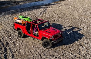 Imagem ilustrativa da notícia: Jeep confirma picape Gladiator no Brasil