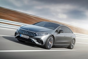 Imagem ilustrativa da notícia: Em automóveis Mercedes-Benz avança na transformação elétrica
