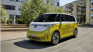 Imagem ilustrativa da notícia: Kombi elétrica está exposta em feira em São Paulo