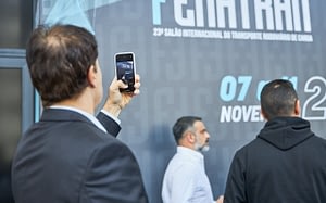 Imagem ilustrativa da notícia: Bloqueios em estradas quase cancelaram a Fenatran