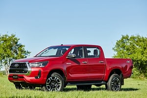Imagem ilustrativa da notícia: Toyota Hilux tem nova central multimídia na linha 2024