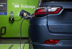 Imagem ilustrativa da notícia: Jeep ultrapassa 700 pontos de recarga no País