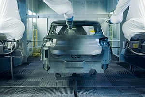 Imagem ilustrativa da notícia: Produção de veículos se mantém estável mesmo com layoffs e férias coletivas