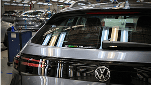 Imagem ilustrativa da notícia: Volkswagen cria adesivo para celebrar os 20 anos do motor flex