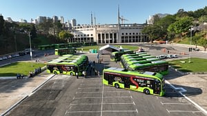 Imagem ilustrativa da notícia: AutoData promove fórum gratuito para discutir perspectivas do setor de ônibus