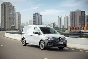 Imagem ilustrativa da notícia: Nova geração do Kangoo E-Tech chega à rede Renault por R$ 260 mil