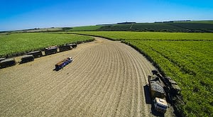 Imagem ilustrativa da notícia: Dunlop lança pneu misto de olho no potencial de 430 usinas