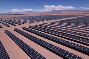 Imagem ilustrativa da notícia: Stellantis investe US$ 100 milhões em empresa argentina de placas solares