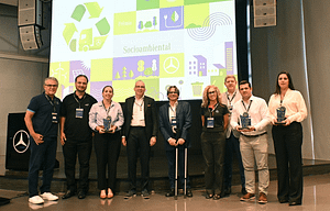 Imagem ilustrativa da notícia: Mercedes-Benz reconhece as melhores práticas socioambientais de fornecedores e concessionários