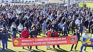 Imagem ilustrativa da notícia: Metalúrgicos da Renault rejeitam proposta pela terceira vez e greve segue