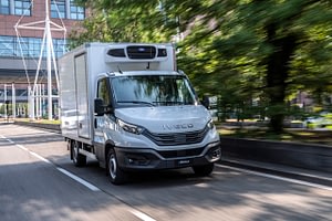 Imagem ilustrativa da notícia: Iveco investe R$ 100 milhões para vender a eDaily no Brasil