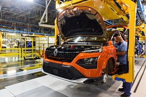 Imagem ilustrativa da notícia: Trabalhadores da Renault voltam ao trabalho e aguardam novas propostas