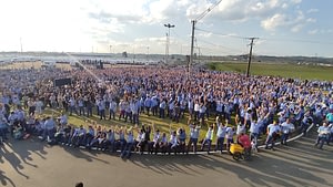 Imagem ilustrativa da notícia: Trabalhadores da Renault rejeitam proposta e paralisam a produção novamente