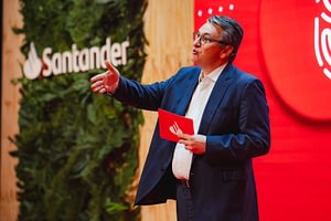 Imagem ilustrativa da notícia: Santander surfa mais alto na onda de financiamentos para compra de veículos