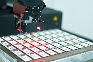 Imagem ilustrativa da notícia: Falta de regulamentação trava investimentos em produção local de chips