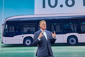 Imagem ilustrativa da notícia: Ônibus elétrico cria novo negócio para as fabricantes: a consultoria de operação.