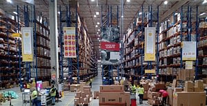 Imagem ilustrativa da notícia: Integração de armazenagem e logística da Nissan pela DHL reduz em até 25% prazo de entrega