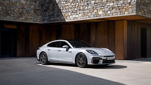 Imagem ilustrativa da notícia: Porsche abre pré-venda do Panamera Turbo E e do Panamera Turbo S híbridos