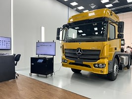 Imagem ilustrativa da notícia: Mercedes-Benz qualifica concessionário para manutenção de elétricos