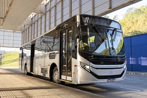 Imagem ilustrativa da notícia: Mercedes-Benz vende 70 ônibus para o Grupo Jal