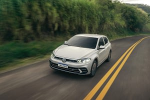Imagem ilustrativa da notícia: Volkswagen Polo lidera mais um mês, mas não passa Fiat Strada