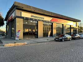 Imagem ilustrativa da notícia: Cantu começa a operar em lojas físicas após a fusão com a GP Pneus