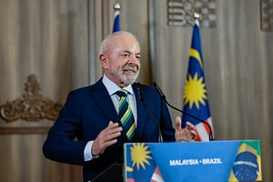 Imagem ilustrativa da notícia: Lula assina acordos e convida Malásia a investir em semicondutores no Brasil