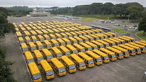 Imagem ilustrativa da notícia: Ônibus: após três anos em alta, retração em 2026.