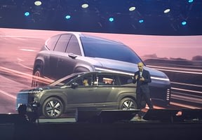 Imagem ilustrativa da notícia: Hyundai mostra SUV elétrico Ioniq 9 no Salão 