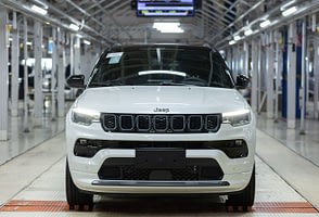 Imagem ilustrativa da notícia: Jeep Compass soma 600 mil unidades produzidas em Goiana