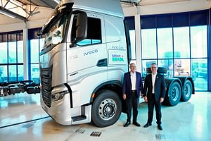 Imagem ilustrativa da notícia: Iveco entrega os primeiros caminhões vendidos pelo Move Brasil