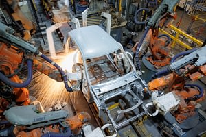 Imagem ilustrativa da notícia: Produção de veículos cresce 3,5% mas ainda fica abaixo do mercado doméstico