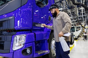 Imagem ilustrativa da notícia: Mercado de caminhões deverá cair de 5% a 10%, calcula Volvo