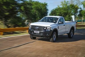 Imagem ilustrativa da notícia: Ford completa linha Pro da Ranger com versões cabine simples e automática