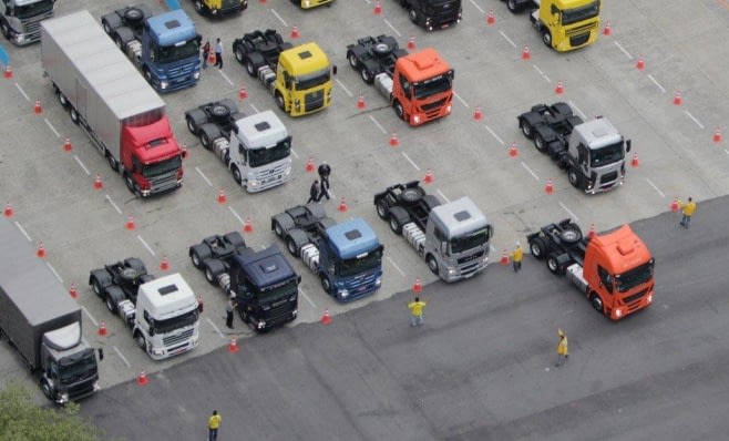 Imagem ilustrativa da notícia: Vendas de caminhões retomam nível de 2015