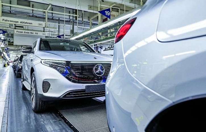 Imagem ilustrativa da notícia: Receita e vendas da Daimler recuam no trimestre