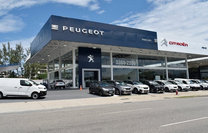 Imagem ilustrativa da notícia: Redes Peugeot e Citroën dobrarão de tamanho com lojas bi marca