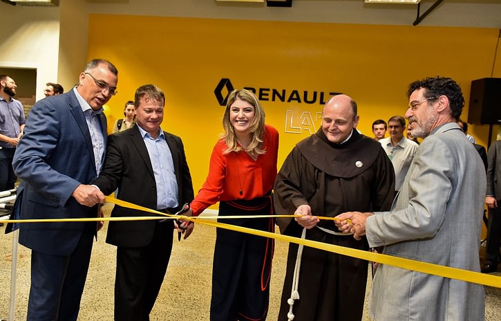 Imagem ilustrativa da notícia: Renault inaugura laboratório em Curitiba