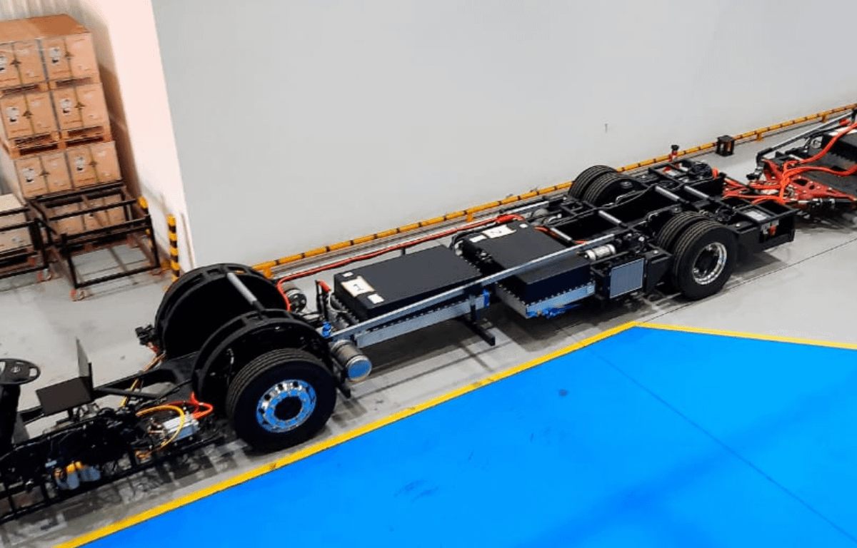 Imagem ilustrativa da notícia: BYD produz chassis articulados elétricos em Campinas