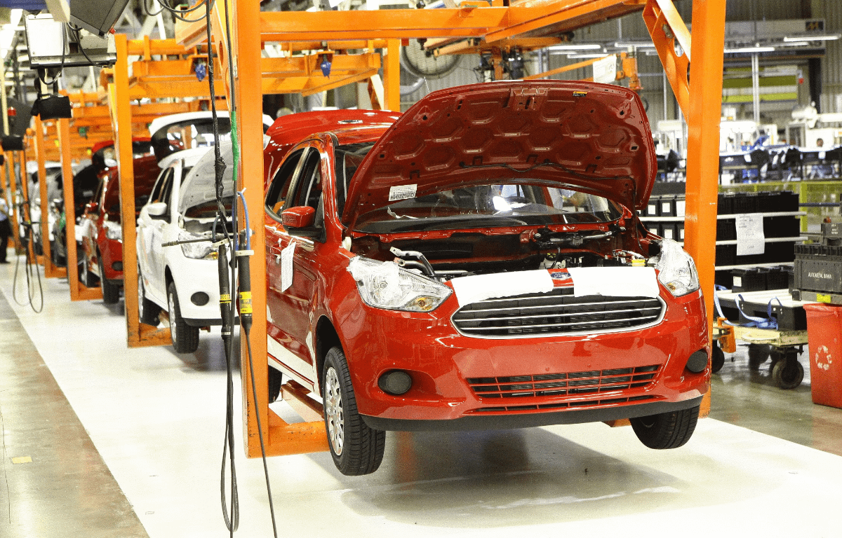 Imagem ilustrativa da notícia: Camaçari volta a produzir veículos Ford em 22 de junho