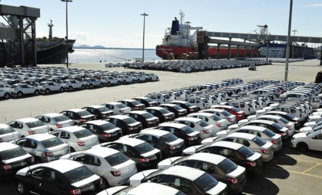 Imagem ilustrativa da notícia: Cai exportação de veículos e de componentes