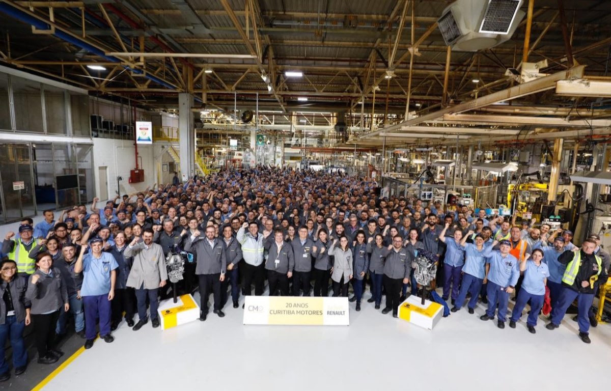 Imagem ilustrativa da notícia: Fábrica de motores Renault completa 20 anos