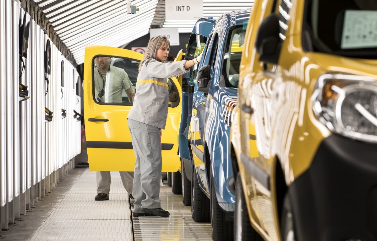 Imagem ilustrativa da notícia: Governos acenam participação na fusão FCA-Renault